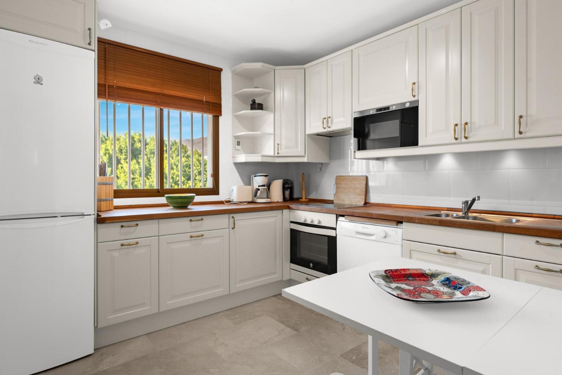 Lovely Penthouse Near Estepona Marina By Costarentals - Ref M15 Экстерьер фото