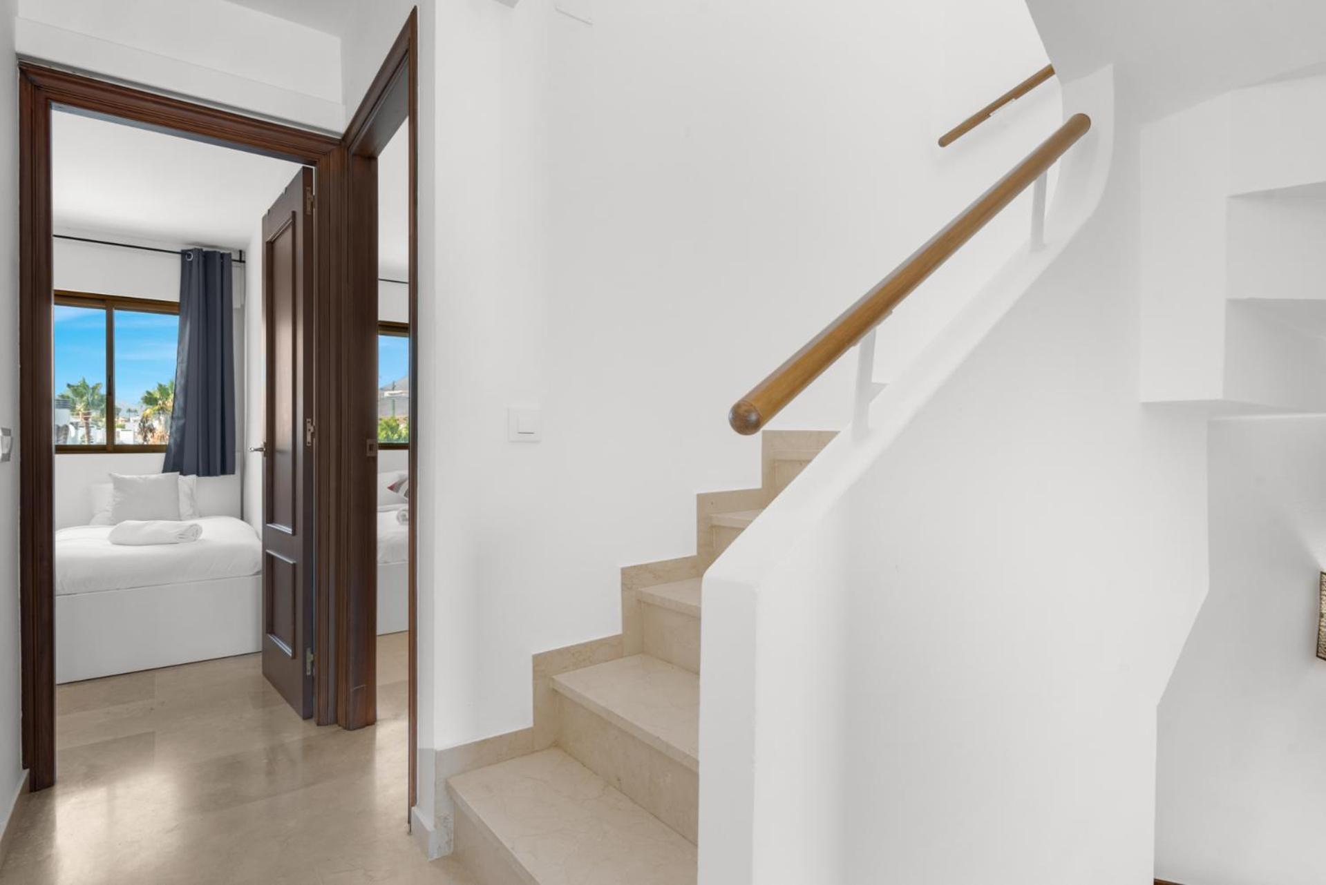 Lovely Penthouse Near Estepona Marina By Costarentals - Ref M15 Экстерьер фото